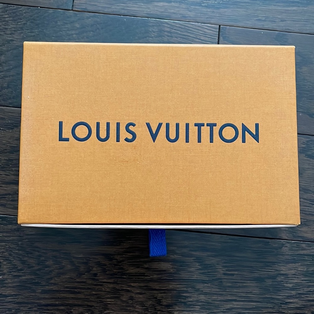 Mini authentic Louis Vuitton box